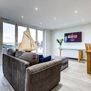 Penthouse Homestay Leigh-on-Sea