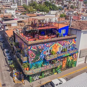 Casa Colibri Malecon Homestay